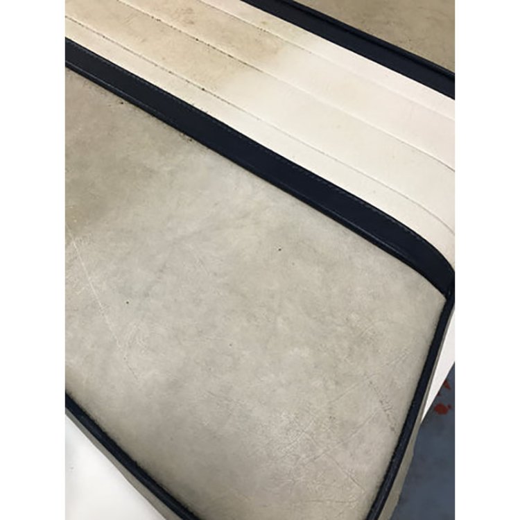 August Race™ Marine Vinyl Bright - 1L August Race™ Marine Vinyl Bright - 1L