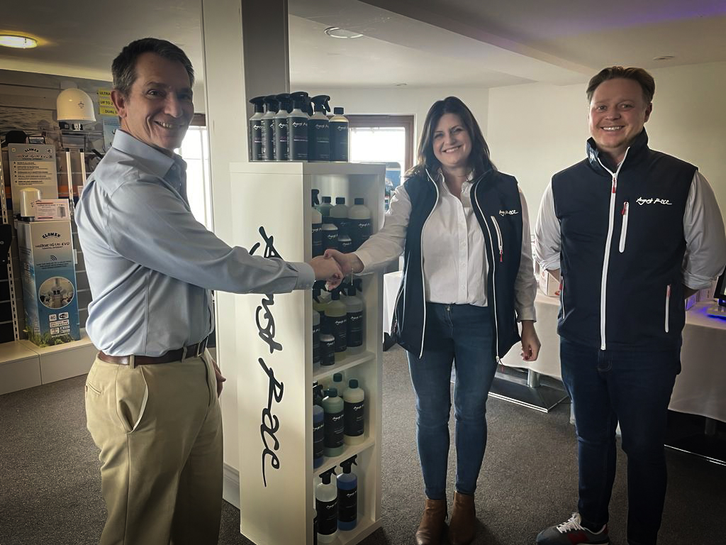 Barrus and August Race Sign Exclusive UK and Eire Distribution Agreement Barrus and August Race Sign Exclusive UK and Eire Distribution Agreement