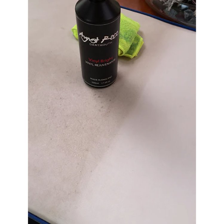 August Race™ Marine Vinyl Bright - 1L August Race™ Marine Vinyl Bright - 1L