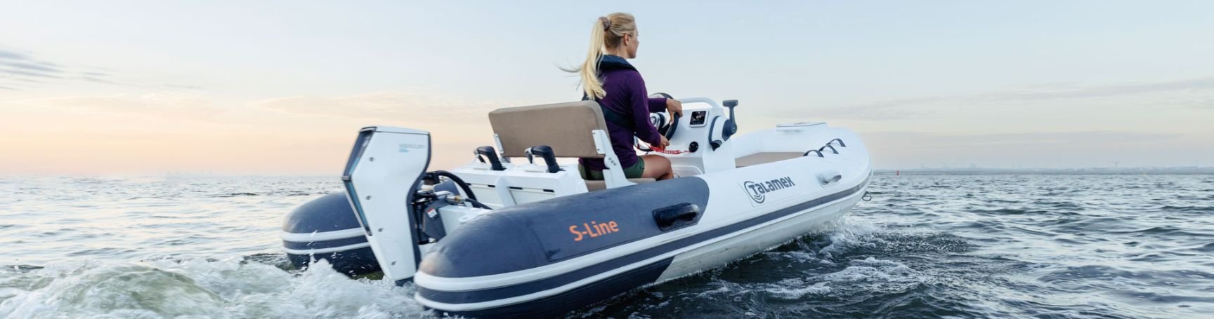Mercury Marine launches Avator™ 20e and 35e electric outboards – raising the bar for performance, ease of charging and connectivity Mercury Marine launches Avator™ 20e and 35e electric outboards – raising the bar for performance, ease of charging and connectivity