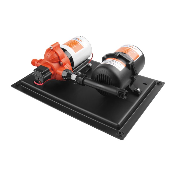 Seaflo 33 Series Pump with Integrated 0.75 L Accumulator Tank 12V Seaflo 33 Series Pump with Integrated 0.75 L Accumulator Tank 12V